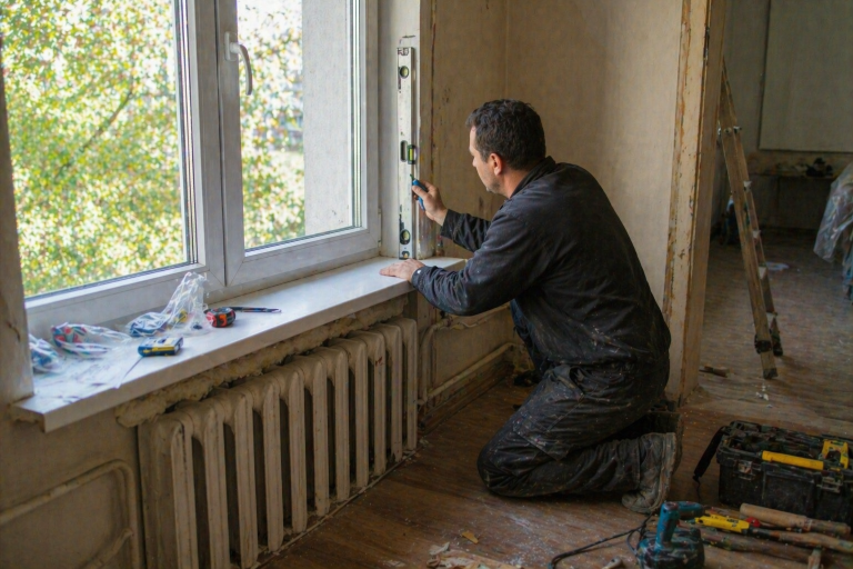 Монтаж пластиковых окон по шагам: что важно проверить до и после установки